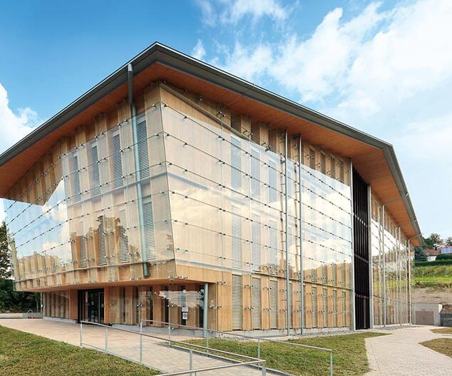 Farmers' House | Glass Rainscreen Façade