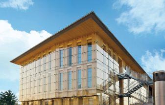 Farmers' House | Glass Rainscreen Façade