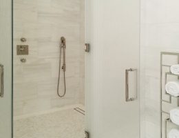 1110 Park Avenue Residential Building | Glass Shower Door