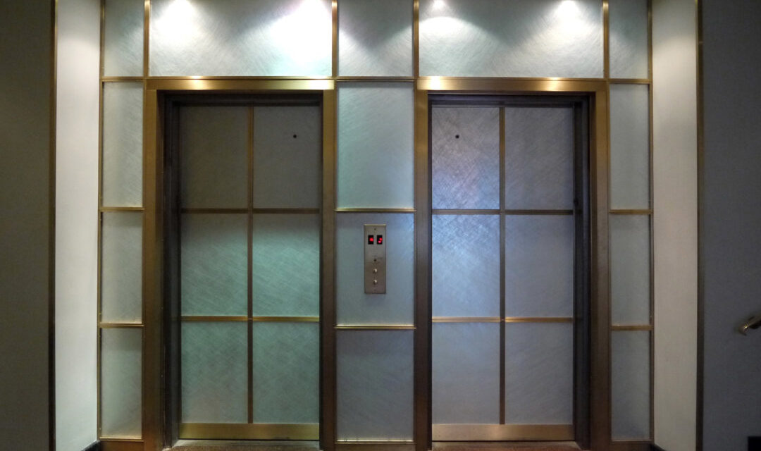 20 Sutton Place Residential Building | Glass Elevator Wall
