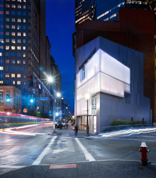 600 Liberty Ave. - PNC Legacy Project | Bendheim Channel Glass Project