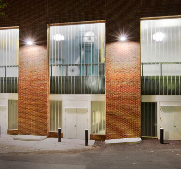 Johns Hopkins University Cogeneration Plant | Bendheim Channel Glass Project