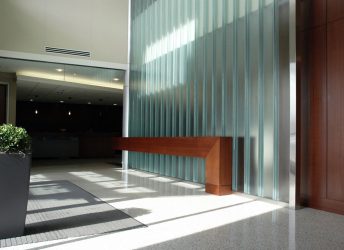 Bay Area Bank | Bendheim Channel Glass Project