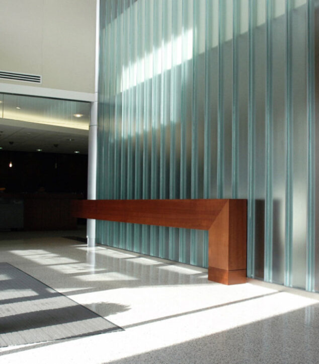 Bay Area Bank | Bendheim Channel Glass Project