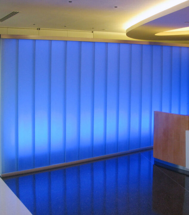 Boeing Integration Center | Bendheim Channel Glass Project