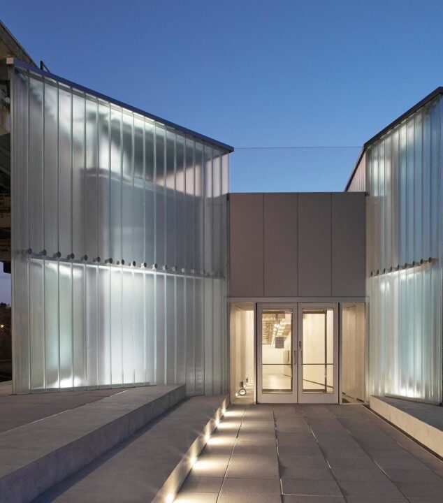 Fort York Visitor Centre | Bendheim Channel Glass Wall Systems