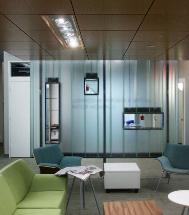 Harvard University - Mathematics Department, Austine & Chilton McDonnell Common Room | Bendheim Channel Glass Project