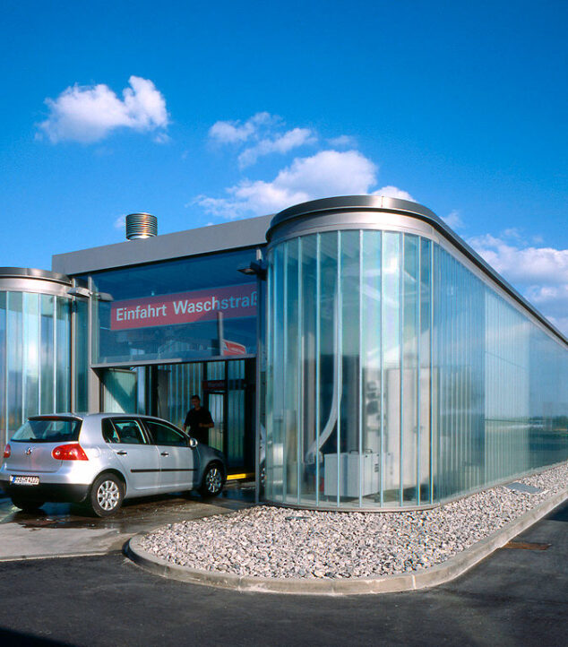Allguth Auto-Waschstrasse | Bendheim Channel Glass Project