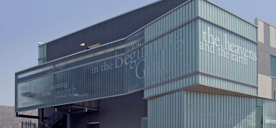 Azusa Pacific University - Segerstrom Science Center | Bendheim Channel Glass Project