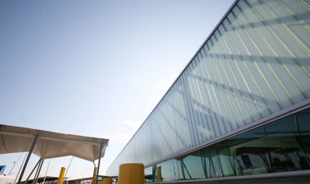 Champlain Land Port of Entry | Bendheim Channel Glass Project