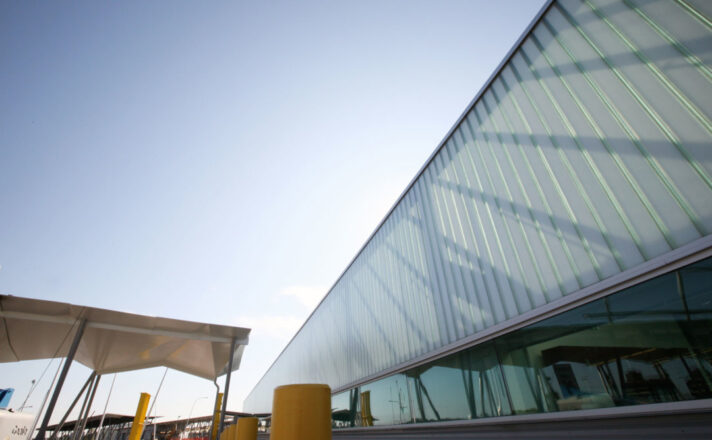 Champlain Land Port of Entry | Bendheim Channel Glass Project