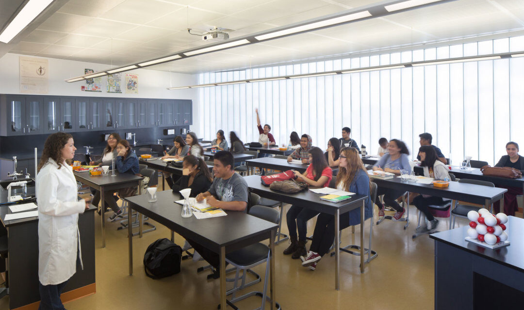 LAUSD James A. Garfield High School | Bendheim Channel Glass Project