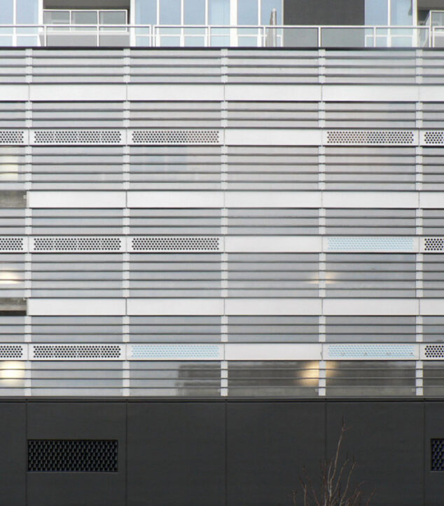 Lexington Park Condominiums Parking Structure | Bendheim Channel Glass Project