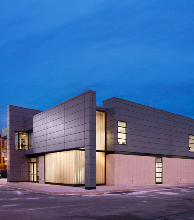 Port Authority Express Rail Administration Building | Bendheim Channel Glass Project