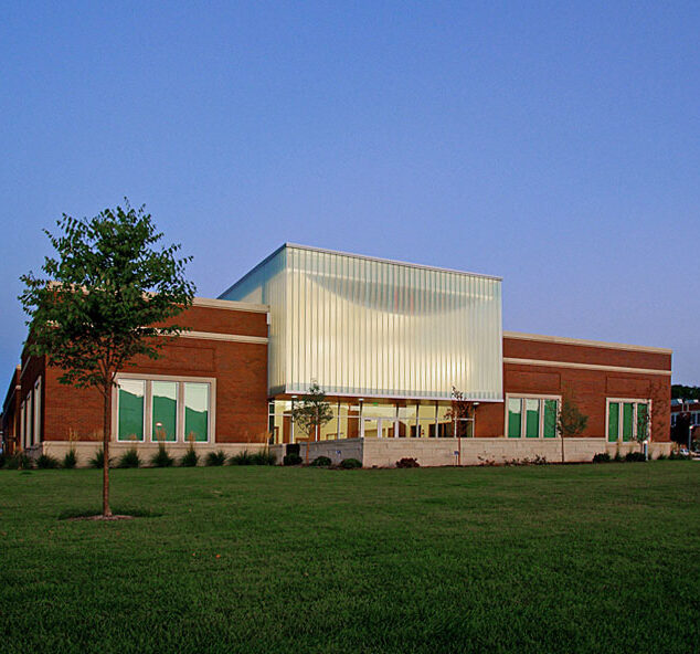 Riverton Senior Center | Bendheim Channel Glass Project