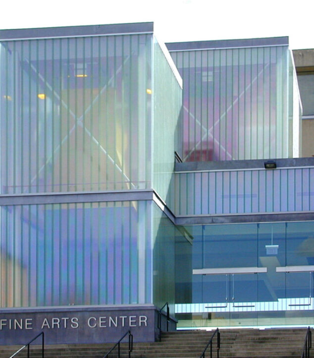 University of Massachusetts Amherst - Fine Arts Center | Bendheim Channel Glass Project