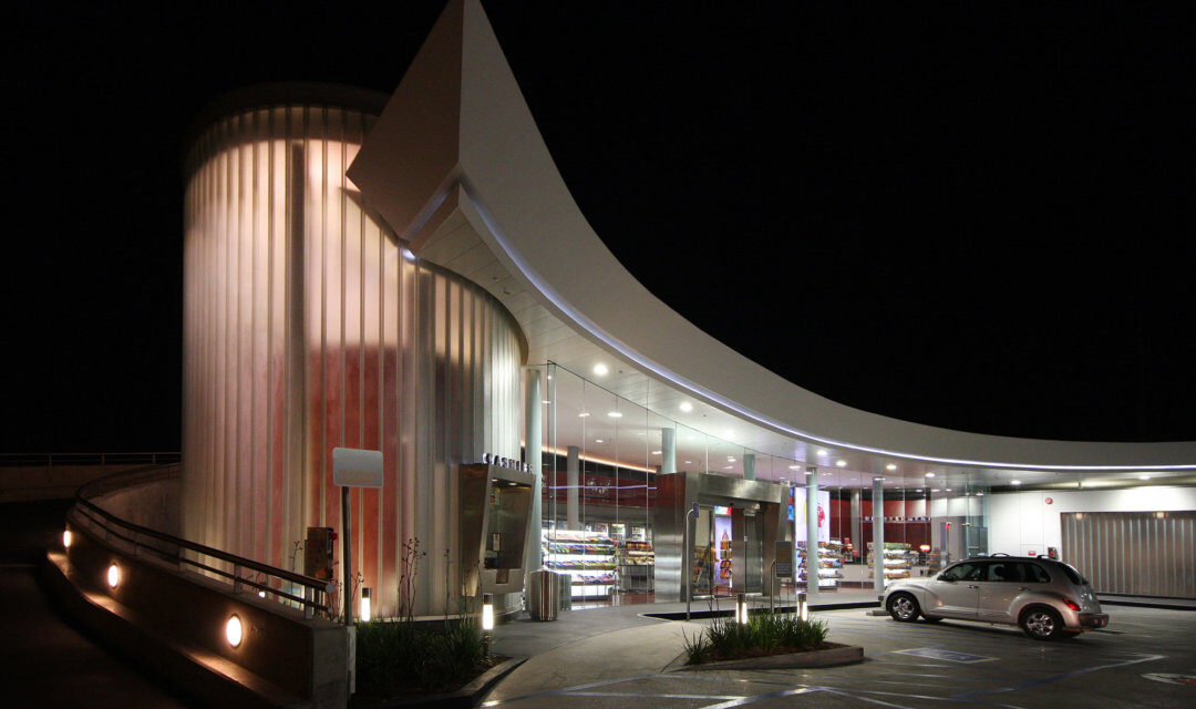 United Oil Station | Bendheim Channel Glass Project