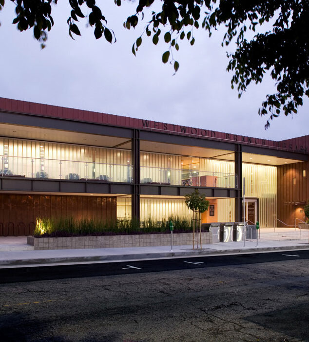 Westwood Branch Library | Bendheim Channel Glass Project