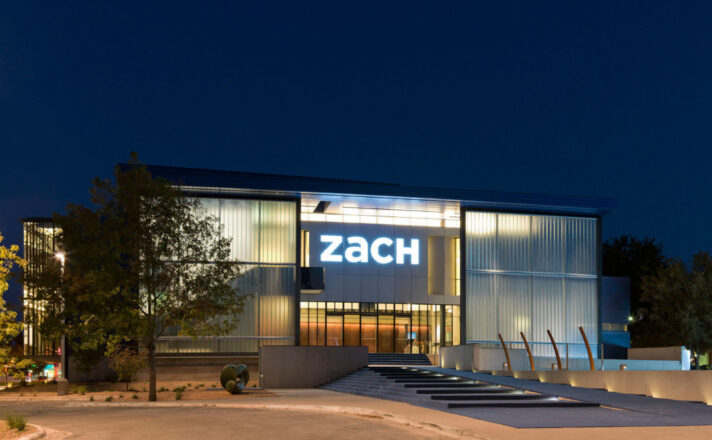 ZACH Theatre - Topfer Theatre | Bendheim Channel Glass Project