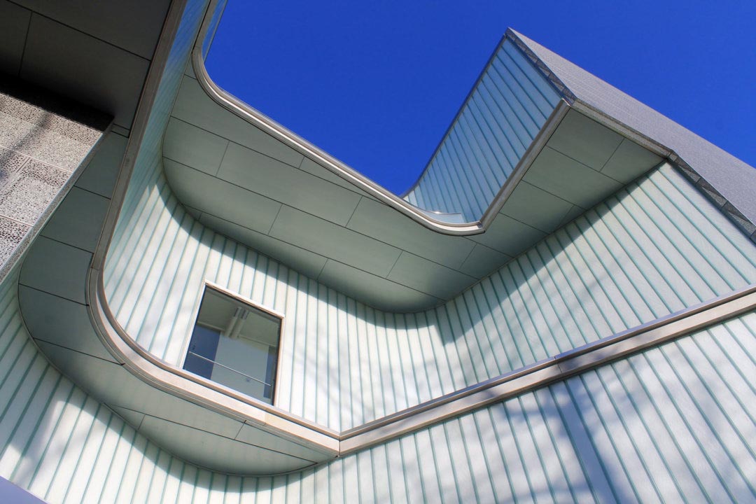 University of Iowa - Visual Arts Building | Bendheim Channel Glass Project