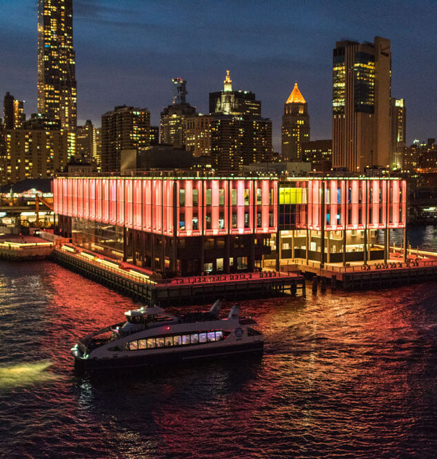 South Street Seaport | Bendheim Channel Glass Project