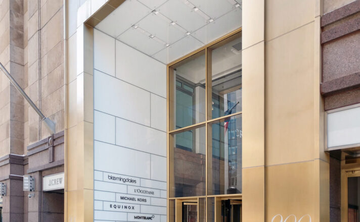 900 North Michigan Shops | Bendheim Architectural Glass Project