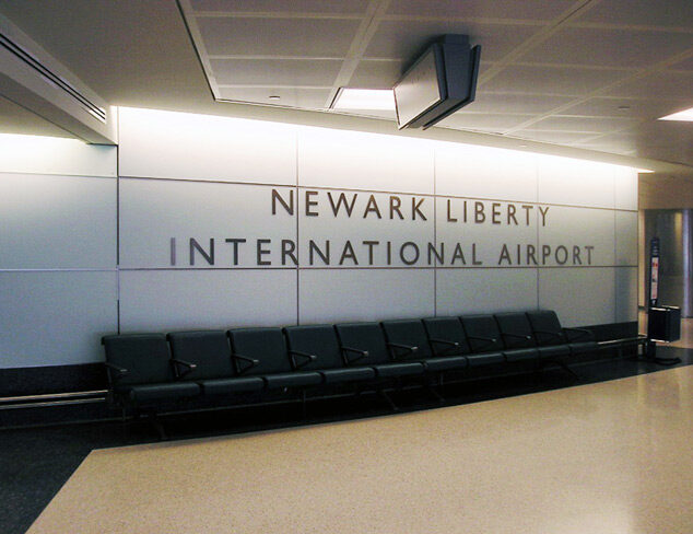 Newark Liberty International Airport | Bendheim Etched Glass Project