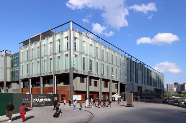 South Street Seaport | Bendheim Channel Glass Rainscreen