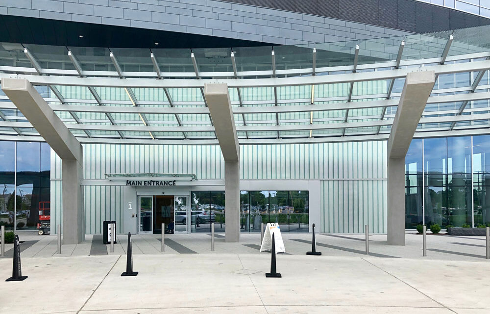 Summa Health System | Bendheim Channel Glass Project