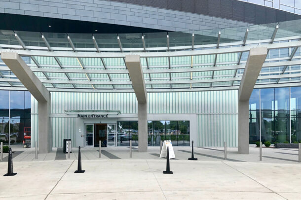 Summa Health System | Bendheim Channel Glass Project