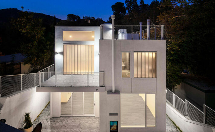 South California channel glass house