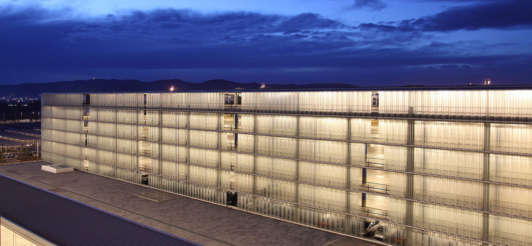 Barcelona Airport Parking Structure | Channel Glass Project