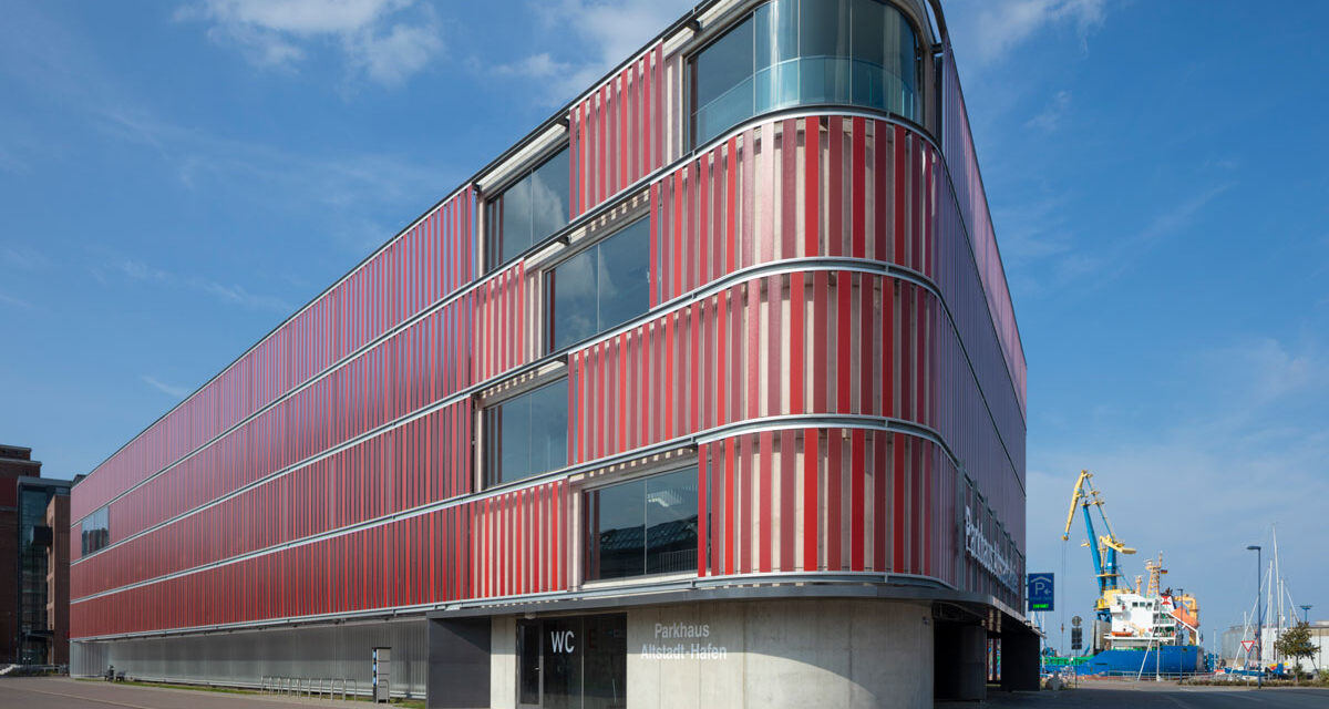 Wismar Port Parking Structure | Channel Glass Project