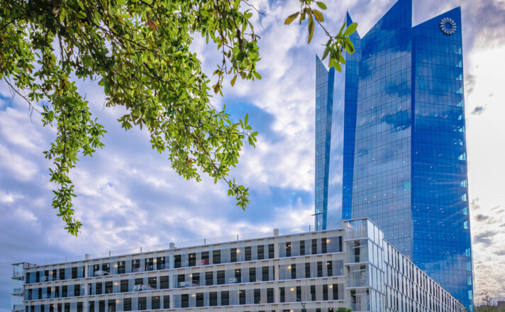 Frost Tower Parking Structure | Bendheim Channel Glass Project