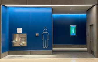 Bathroom entrance at KCI Airport with Bendheim glass.