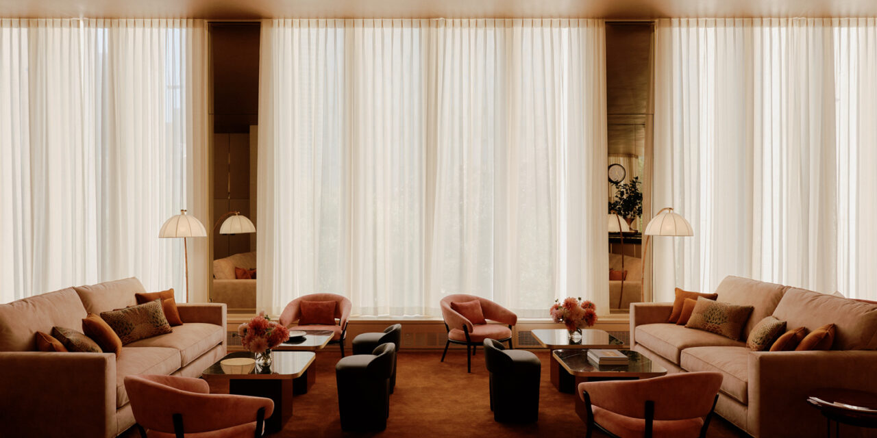 Bendheim bronze mirror behind the lounge bar.