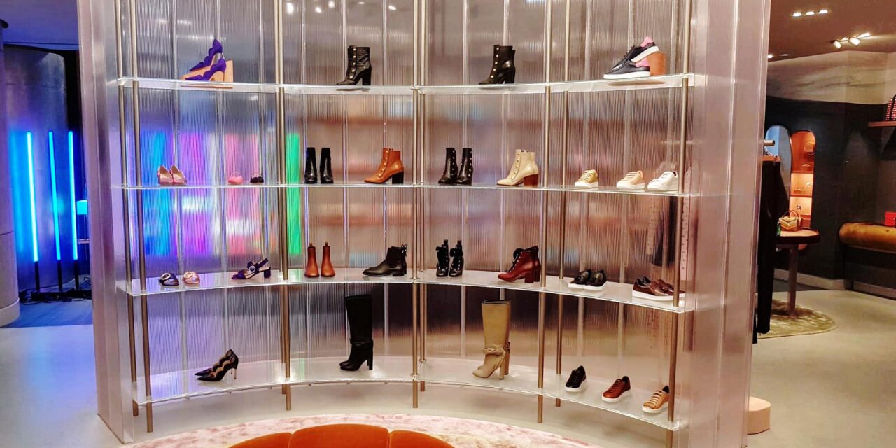 Channel glass walls making store displays.