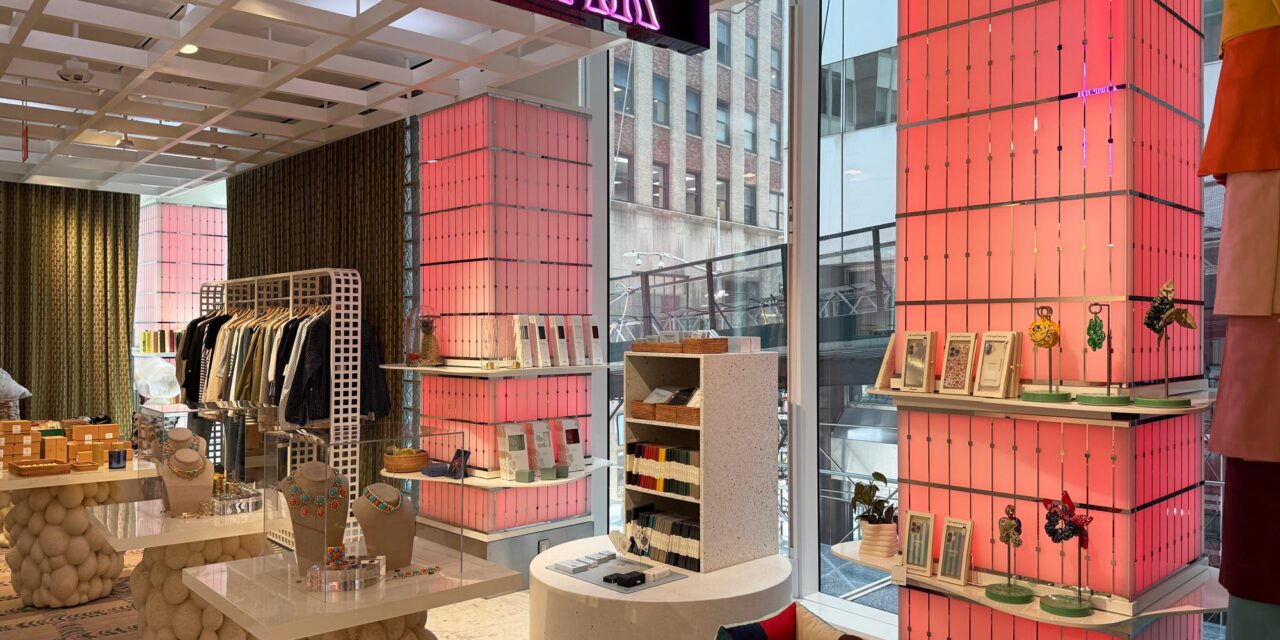 Bendheim glass in their TurnKey cladding system, covering columns in a store.