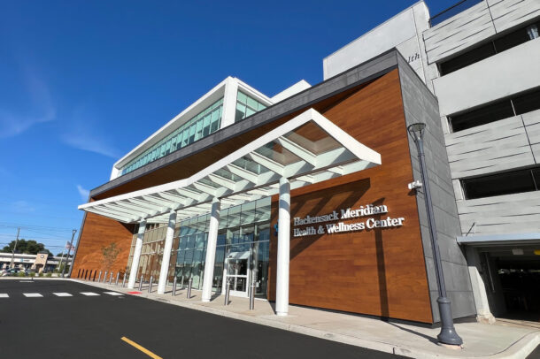 Bendheim glass canopy system in front of a healthcare facility.