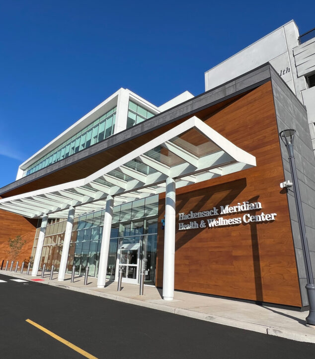 Bendheim glass canopy system in front of a healthcare facility.