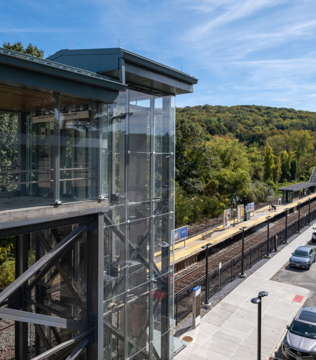 Elevator shaft enclosed by Bendheim's glass rainscreen system.